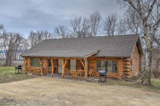 Cabin by the River Visited by Treehouse Masters! - Ferryville - 9