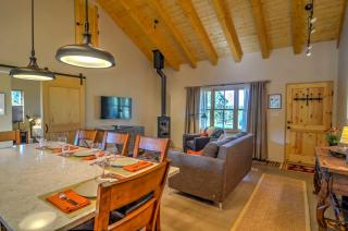 Hidden Santa Fe Gem - Nestled in Tesuque Hills! - 1