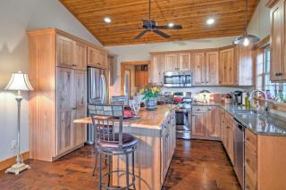 Beautiful Makanda Cabin in Shawnee National Forest - 3