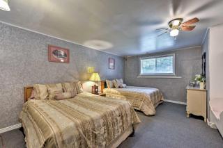 Huge Preston Cabin with Game Room and Mountain Views! - Glendale - 1