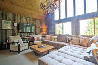 East Burke House with Deck Less Than 3 Mi to Kingdom Trails! - 7