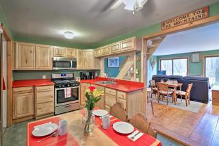Cottage Less Than 8 Mi to Gore Mountain in Bakers Mill! - Bakers Mills - 4