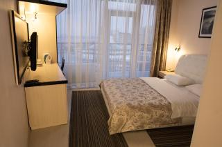 Staybridge Mini-Hotel in Most City PANORAMIC RIVER VIEW - Dnipro - 3