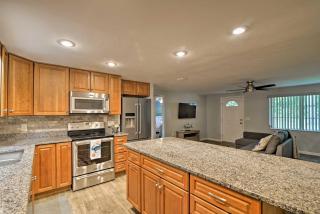 Updated Rustic Yankeetown Home with Lanai and Dock - 5