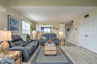 Near Beaches Ocean View Condo with Balcony! - Ocean View - 6