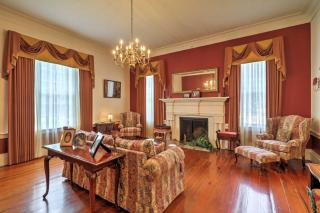 Historic LaFayette Retreat with Guest House! - Oak Bowery - 8