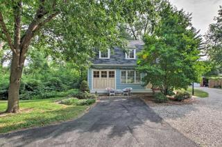 Quiet St Charles Cottage with Patio and 4 Acres - St. Charles - 8