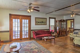 Historic Backus Home, Steps to Pine Mountain Lake! - Oshawa - 7