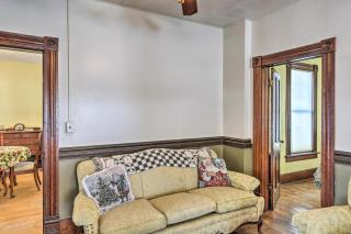 Historic Backus Home, Steps to Pine Mountain Lake! - Oshawa - 3