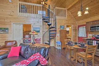 Hot Tub and Views Charming Bryson City Cabin! - Bryson City - 1