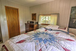 Rustic De Tour Village Cabin with Deck on Lake Huron - 1