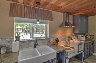 Newly Remodeled Home with Yard in Downtown Caliente! - 1