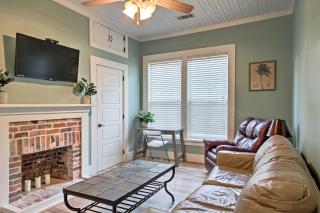 Historic Moss Point House with Loft - 6 Mi to Beach! - Moss Point - 8