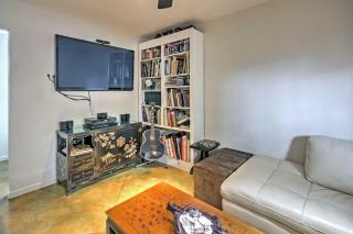 Sarasota House with Backyard Oasis 6 Mi to Beach! - 2