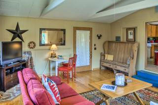 Emigrant Cabin on 10 Acres with BBQ and Peaceful Views - Emigrant - 8