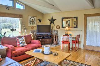 Emigrant Cabin on 10 Acres with BBQ and Peaceful Views - Emigrant - 5
