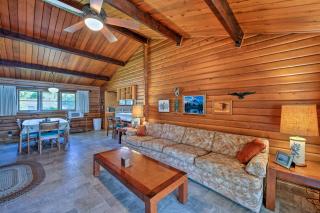 Waterfront Manson Cabin on Lake Chelan with Deck! - 2