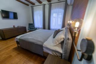 Poarta Schei 18 - Braşov - 3