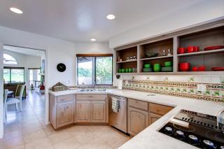 Country Club Home 2 BR, 2 BA and Den about 1 Mi to Golf - Borrego Springs - 2