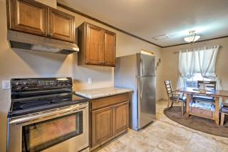 Oklahoma City Home with Yard - 5 Mi to Downtown! - 3