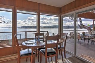 Gorgeous Poulsbo Waterfront Home on Liberty Bay! - 6