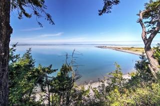 Sequim Condo with View, Easy Access to Private Beach - 8
