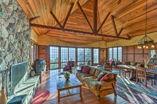 Forested Gold Beach House with Panoramic Ocean Views - 7