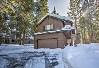 Cabin Less Than 2 Mi to Tahoe Donner Downhill Ski Resort - 9