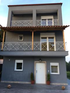 Modern House - Afitos - 1