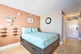 Oceanfront Daytona Beach Studio with Balcony! - Daytona Beach Shores - 3