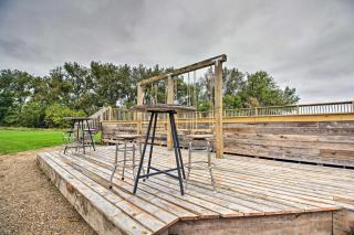 Unique, Renovated Barn Vacation Rental in Donnelly - 9