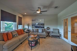 Chic Villa with Infinity Pool 10 Mi to Downtown! - Austin - 5