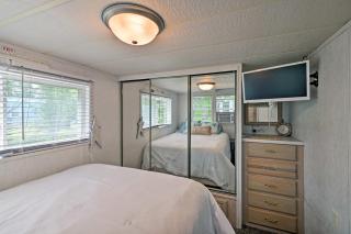 Middle Bass Island Escape Resort Pool and Bar! - 1