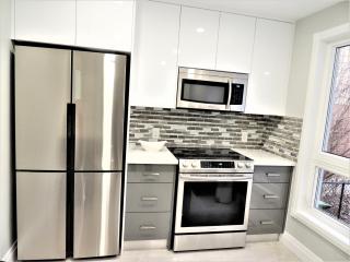 iResidence in Toronto - Fantastic Vacation Home with Breakfast - 4