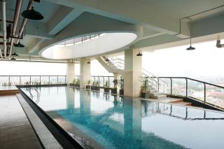 Spacious and Modern Studio Apartment at Atlanta Residences By Travelio - Depok - 5