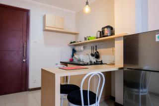 Warm and Relax 1BR at Asatti Garden House Apartment By Travelio - 8