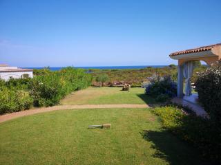 VILLA A 200 METRI DALLA SPIAGGIA - Budoni - 3