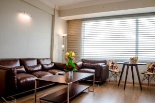 Gemini Continental, Hazratganj - 1