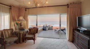 SEASENSE Boutique Beach Villa - 5
