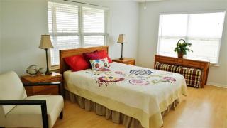 Spacious Galveston Retreat with Yard and Beach Access! - Galveston - 1