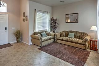 Goodyear Home with Pool, 2 Mi to Goodyear Ballpark - Goodyear - 1