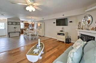 Brigantine Townhome Near Beaches and AC Casinos - 2