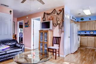 Waterfront Cedar Key Duplex Home Grill and Dock! - 5
