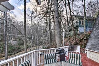 A-Frame Gatlinburg Cabin with Deck and Private Hot Tub - 6