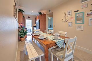 Oceanfront Galveston Condo Balcony and Pool Access! - Galveston - 1