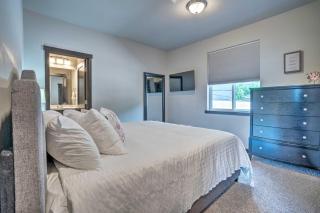 Modern Manson Condo with Pool and Lake Chelan Views! - Manson - 1