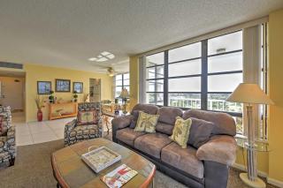 Resort Condo with Balcony and Stunning Ocean Views! - Marco Island - 3