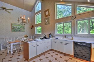 Anns Aerie Home with Gorgeous Views and Special Rates! - Stevenson - 2