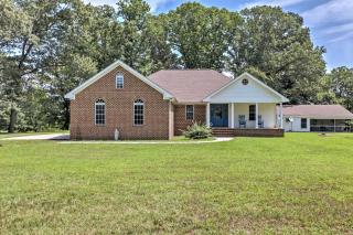 JuJus Place Warsaw House with Deck and Tree Swings! - 0