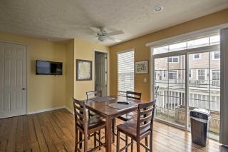 Arts and Design District Condo Steps to Monon Trail - 9